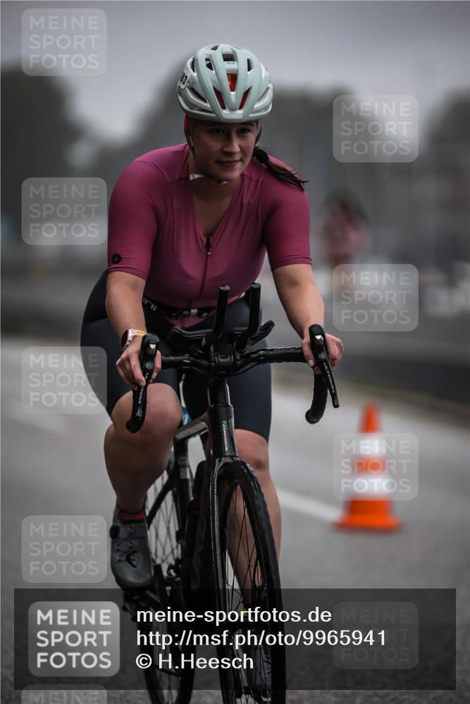 16.08.2026 - KN Förde Triathlon 2026 H.Heesch http://msf.ph/oto/9965941 16.08.2026 09:27:19 Radfahren 126, 177, 183 meine-sportfotos.de