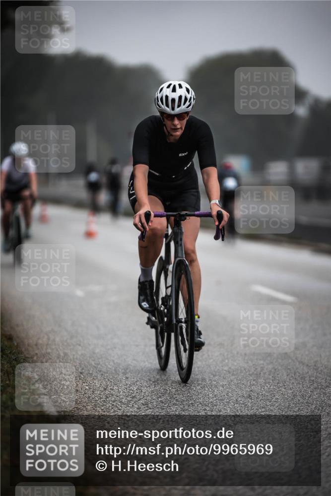 16.08.2026 - KN Förde Triathlon 2026 H.Heesch http://msf.ph/oto/9965969 16.08.2026 09:27:29 Radfahren 119, 121, 138, 171, 172, 176, 180, 189 meine-sportfotos.de