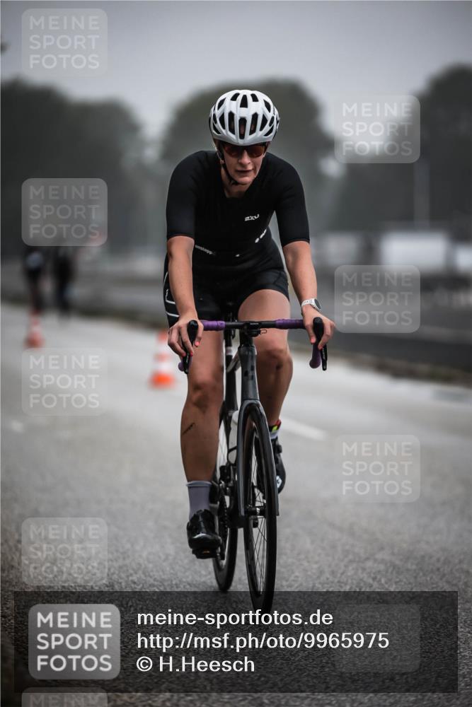 16.08.2026 - KN Förde Triathlon 2026 H.Heesch http://msf.ph/oto/9965975 16.08.2026 09:27:29 Radfahren 119, 121, 138, 171, 172, 176, 180, 189 meine-sportfotos.de