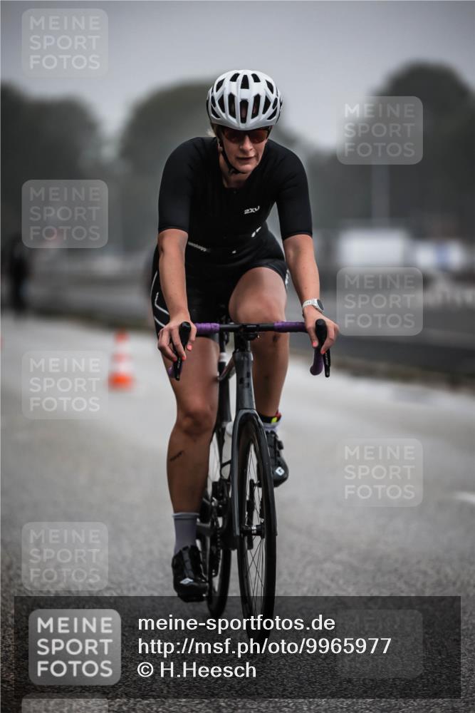 16.08.2026 - KN Förde Triathlon 2026 H.Heesch http://msf.ph/oto/9965977 16.08.2026 09:27:29 Radfahren 119, 121, 138, 171, 172, 176, 180, 189 meine-sportfotos.de