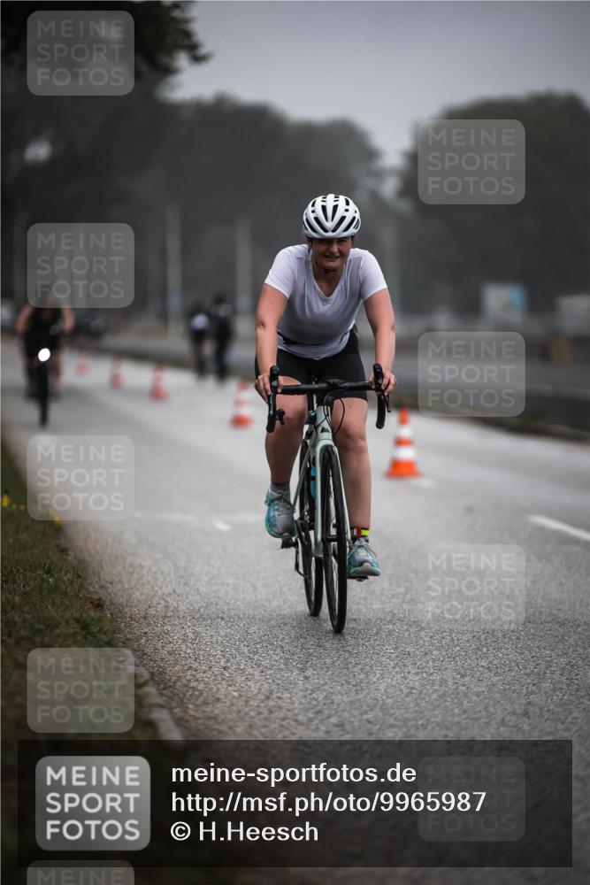 16.08.2026 - KN Förde Triathlon 2026 H.Heesch http://msf.ph/oto/9965987 16.08.2026 09:27:31 Radfahren 119, 121, 138, 171, 172, 176, 180, 230 meine-sportfotos.de