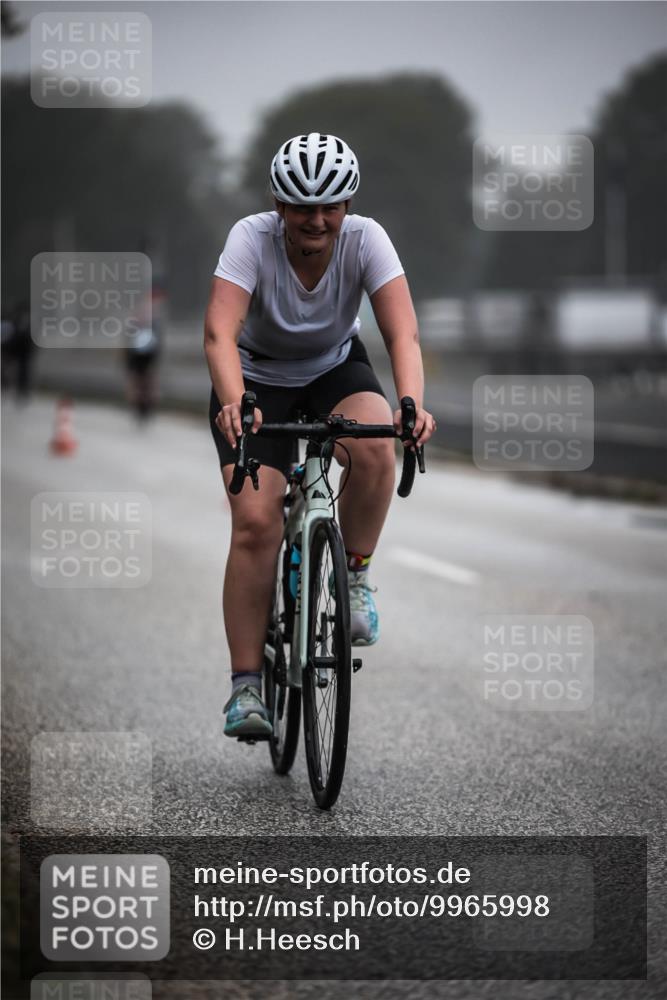 16.08.2026 - KN Förde Triathlon 2026 H.Heesch http://msf.ph/oto/9965998 16.08.2026 09:27:32 Radfahren 121, 138, 171, 172, 176, 180, 230 meine-sportfotos.de
