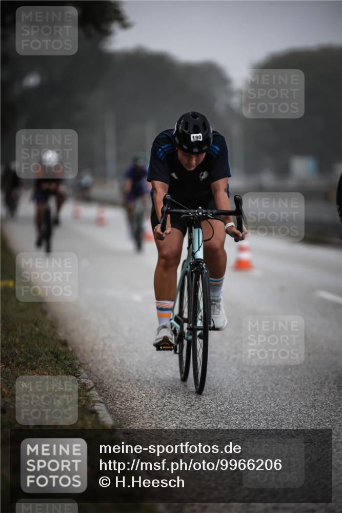 16.08.2026 - KN Förde Triathlon 2026 H.Heesch http://msf.ph/oto/9966206 16.08.2026 09:28:07 Radfahren 110, 113, 114, 169, 174, 190, 194, 198, 225, 239 meine-sportfotos.de