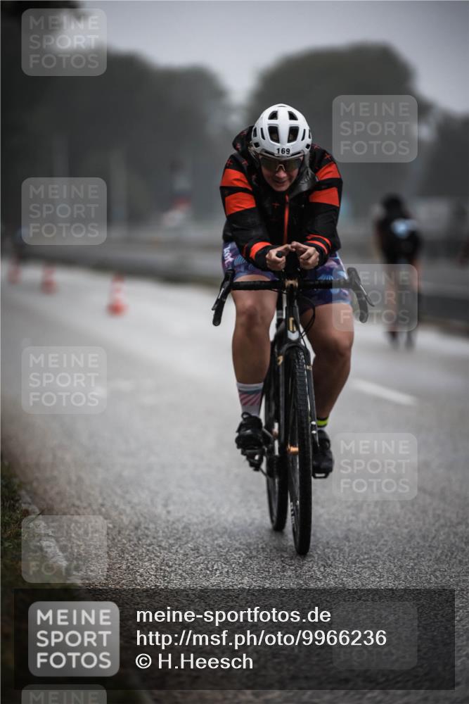 16.08.2026 - KN Förde Triathlon 2026 H.Heesch http://msf.ph/oto/9966236 16.08.2026 09:28:11 Radfahren 169, 190, 198, 214, 225 meine-sportfotos.de