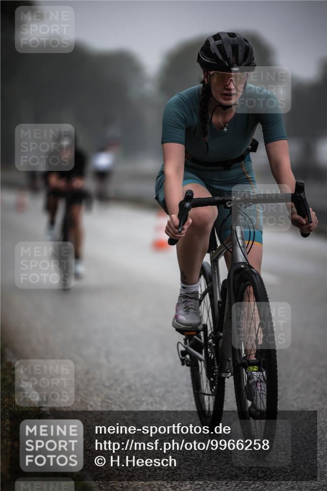 16.08.2026 - KN Förde Triathlon 2026 H.Heesch http://msf.ph/oto/9966258 16.08.2026 09:28:17 Radfahren 152, 191, 195, 214 meine-sportfotos.de