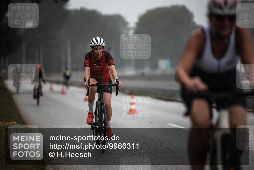 16.08.2026 - KN Förde Triathlon 2026 H.Heesch http://msf.ph/oto/9966311 16.08.2026 09:28:32 Radfahren 117, 139, 160, 163, 167, 200 meine-sportfotos.de