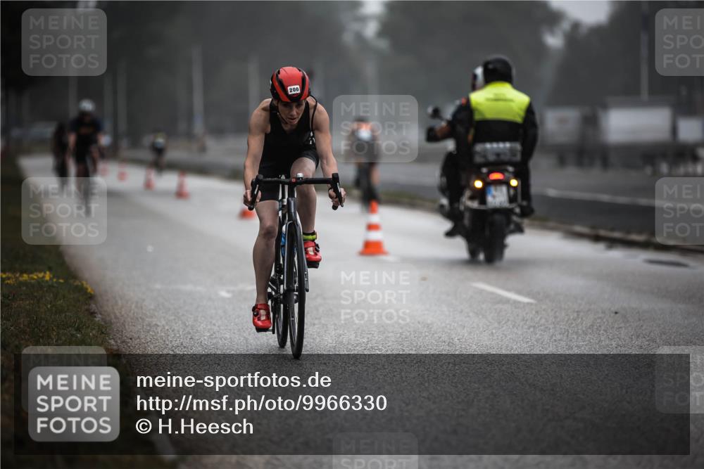 16.08.2026 - KN Förde Triathlon 2026 H.Heesch http://msf.ph/oto/9966330 16.08.2026 09:28:35 Radfahren 117, 139, 160, 200 meine-sportfotos.de