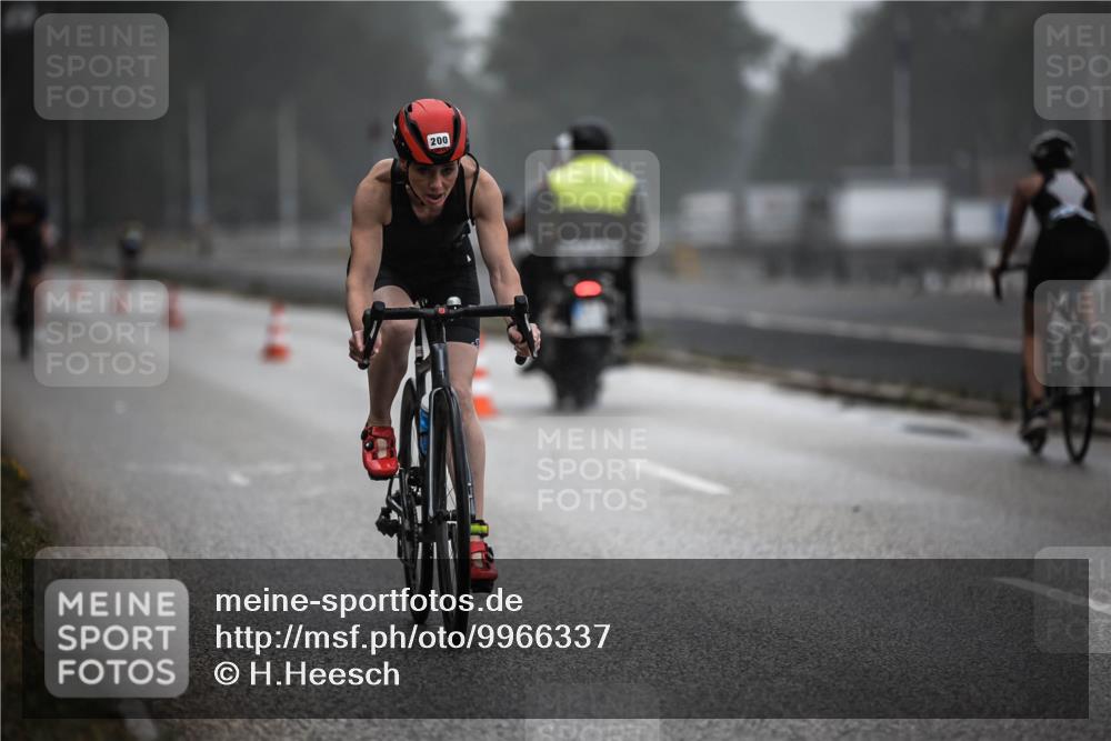 16.08.2026 - KN Förde Triathlon 2026 H.Heesch http://msf.ph/oto/9966337 16.08.2026 09:28:35 Radfahren 117, 139, 160, 200 meine-sportfotos.de