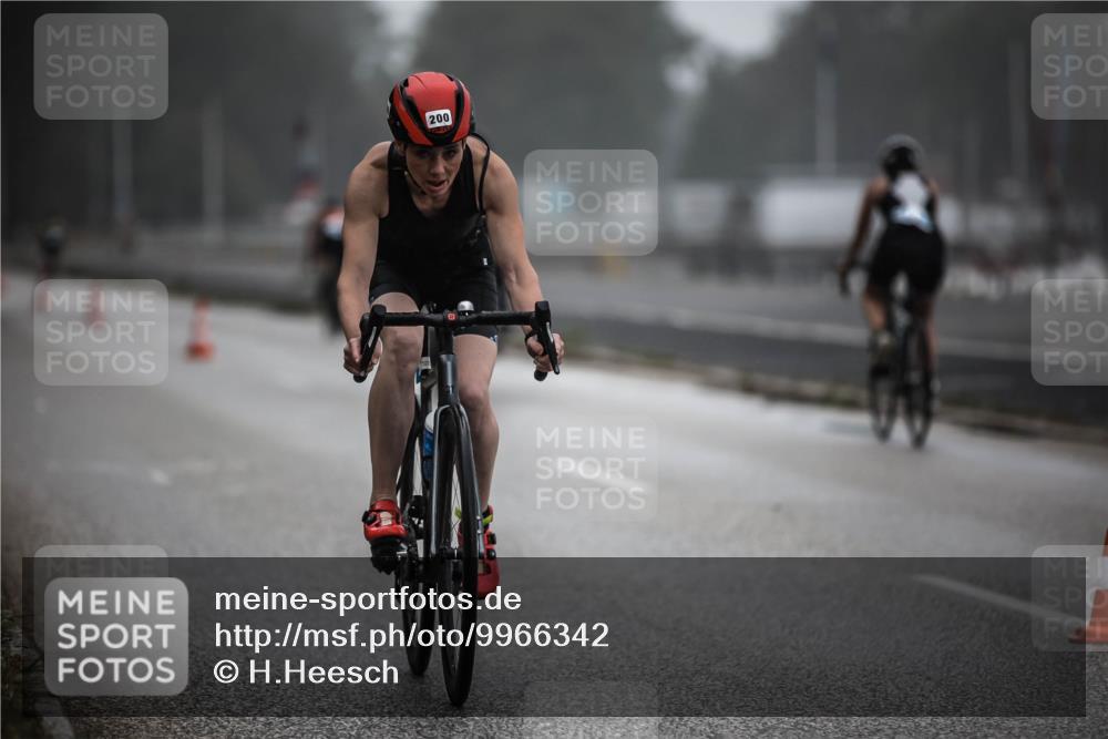 16.08.2026 - KN Förde Triathlon 2026 H.Heesch http://msf.ph/oto/9966342 16.08.2026 09:28:36 Radfahren 139, 200 meine-sportfotos.de