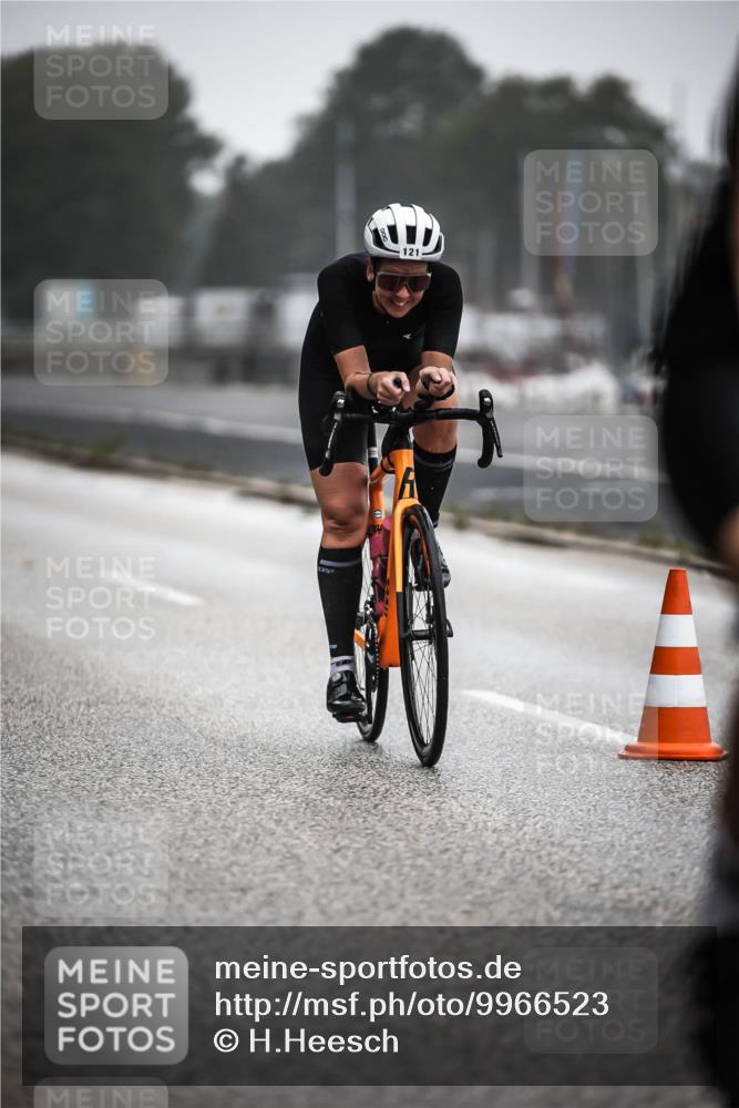 16.08.2026 - KN Förde Triathlon 2026 H.Heesch http://msf.ph/oto/9966523 16.08.2026 09:29:54 Radfahren 121, 181, 206, 229 meine-sportfotos.de