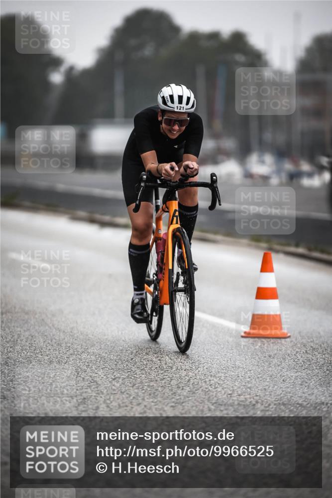 16.08.2026 - KN Förde Triathlon 2026 H.Heesch http://msf.ph/oto/9966525 16.08.2026 09:29:54 Radfahren 121, 181, 206, 229 meine-sportfotos.de