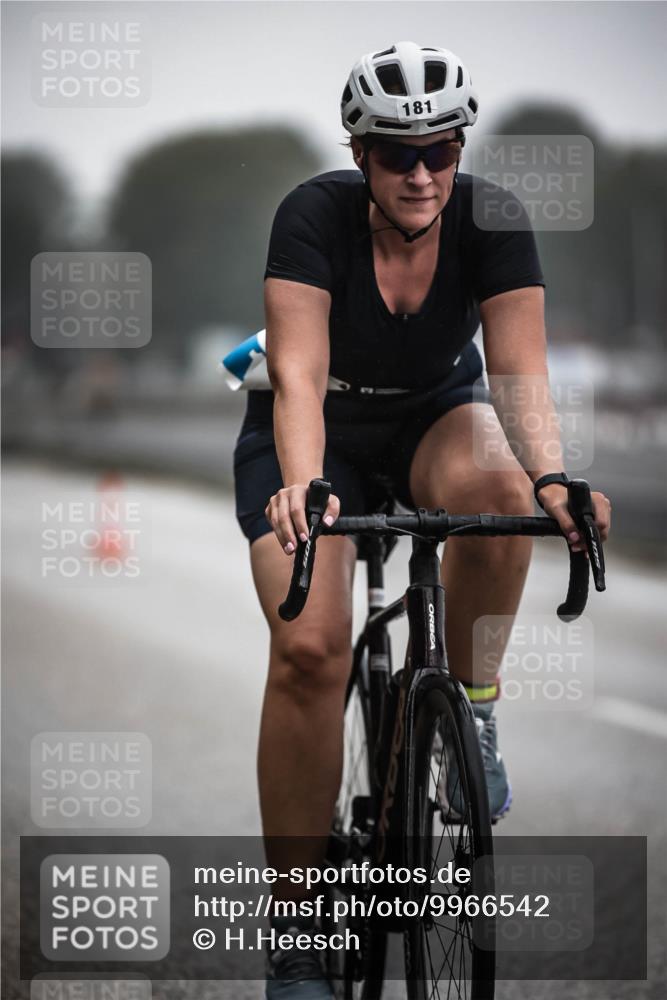 16.08.2026 - KN Förde Triathlon 2026 H.Heesch http://msf.ph/oto/9966542 16.08.2026 09:29:56 Radfahren 121, 176, 181, 206, 211, 229 meine-sportfotos.de