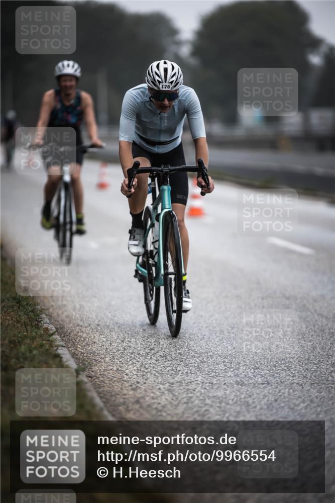 16.08.2026 - KN Förde Triathlon 2026 H.Heesch http://msf.ph/oto/9966554 16.08.2026 09:29:59 Radfahren 176, 181, 211, 229 meine-sportfotos.de
