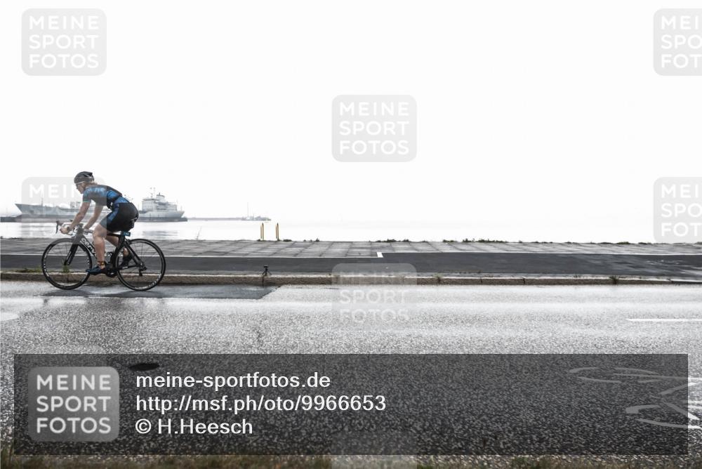 16.08.2026 - KN Förde Triathlon 2026 H.Heesch http://msf.ph/oto/9966653 16.08.2026 09:40:22 Radfahren 106, 110, 121, 127, 140, 142, 176, 191, 206 meine-sportfotos.de