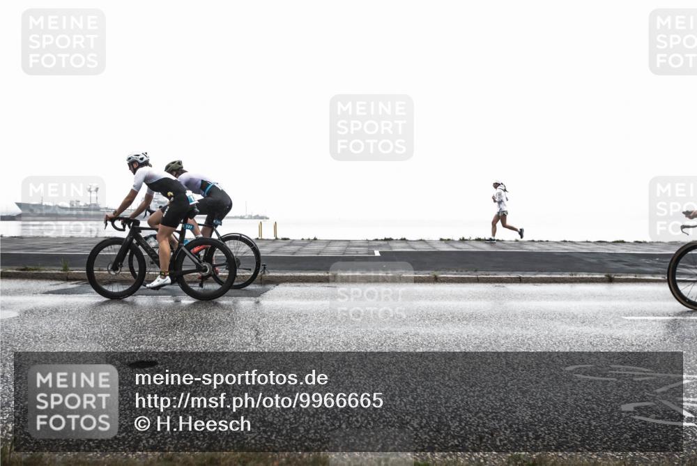 16.08.2026 - KN Förde Triathlon 2026 H.Heesch http://msf.ph/oto/9966665 16.08.2026 09:40:30 Radfahren 106, 133, 163, 201 meine-sportfotos.de