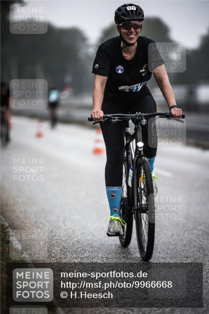 16.08.2026 - KN Förde Triathlon 2026 H.Heesch http://msf.ph/oto/9966668 16.08.2026 09:30:11 Radfahren 107, 127, 148, 177, 180, 203, 215, 240 meine-sportfotos.de