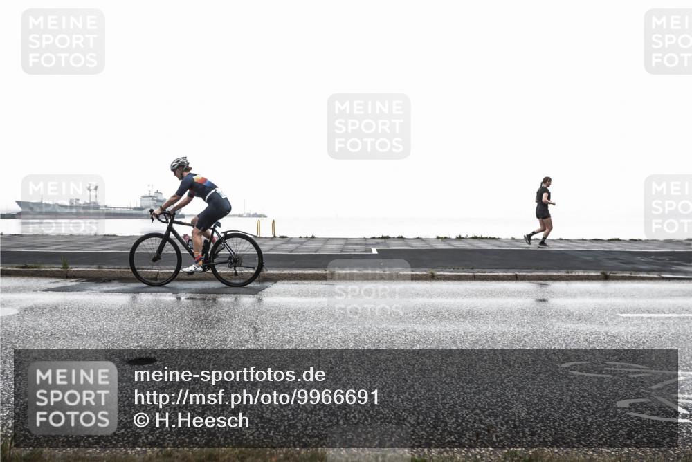 16.08.2026 - KN Förde Triathlon 2026 H.Heesch http://msf.ph/oto/9966691 16.08.2026 09:41:14 Radfahren 149, 205, 233, 234, 264 meine-sportfotos.de