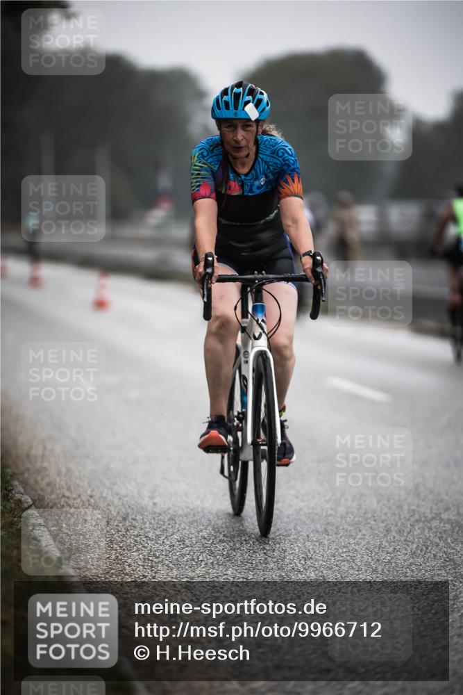 16.08.2026 - KN Förde Triathlon 2026 H.Heesch http://msf.ph/oto/9966712 16.08.2026 09:30:17 Radfahren 142, 171, 180, 215, 235 meine-sportfotos.de