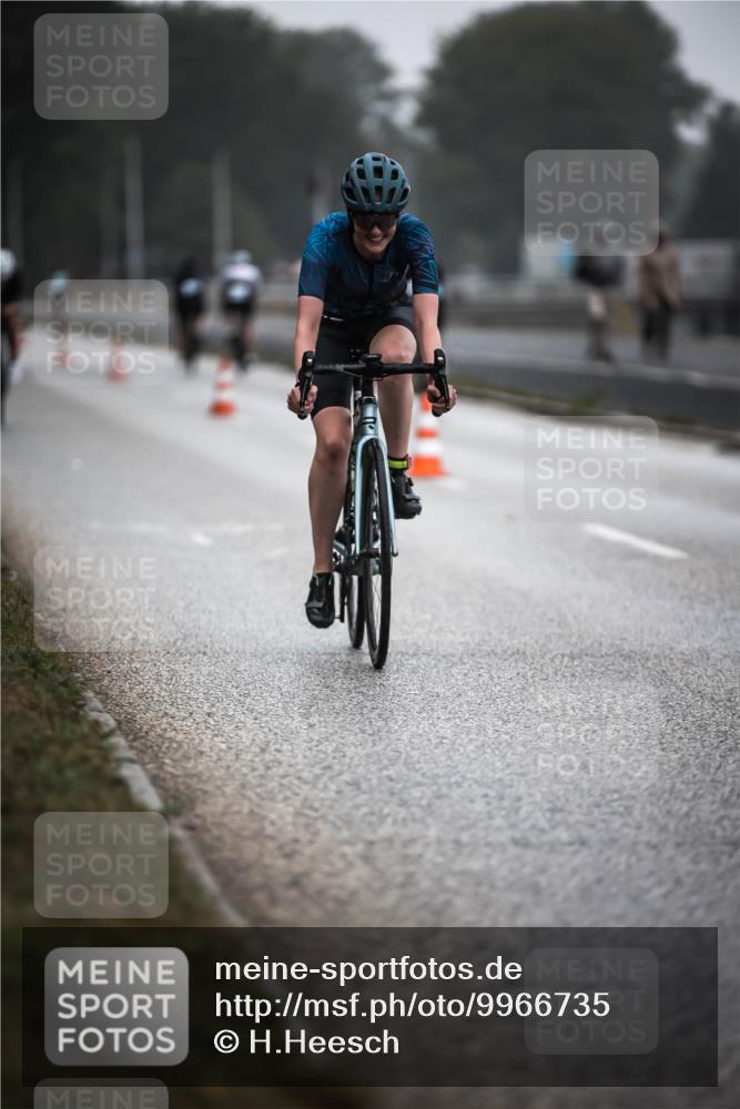 16.08.2026 - KN Förde Triathlon 2026 H.Heesch http://msf.ph/oto/9966735 16.08.2026 09:30:20 Radfahren 142, 146, 171, 235 meine-sportfotos.de