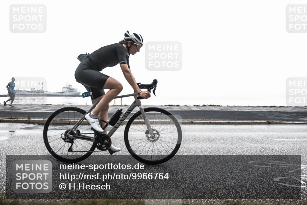 16.08.2026 - KN Förde Triathlon 2026 H.Heesch http://msf.ph/oto/9966764 16.08.2026 09:42:28 Radfahren 159, 165, 217, 260 meine-sportfotos.de