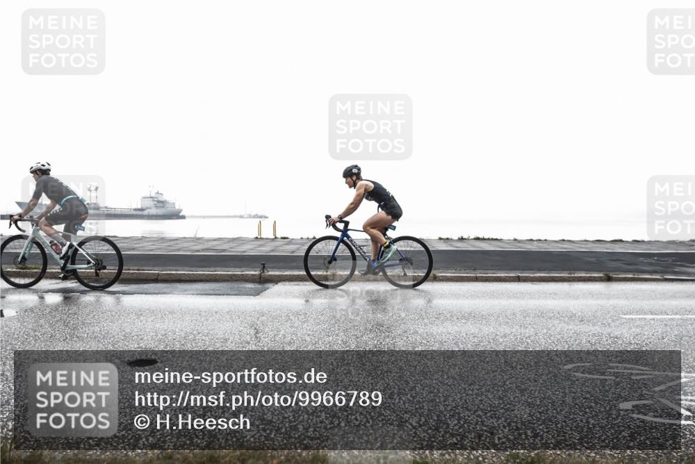 16.08.2026 - KN Förde Triathlon 2026 H.Heesch http://msf.ph/oto/9966789 16.08.2026 09:42:54 Radfahren 127, 143, 222 meine-sportfotos.de