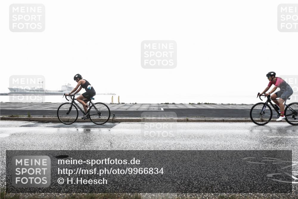 16.08.2026 - KN Förde Triathlon 2026 H.Heesch http://msf.ph/oto/9966834 16.08.2026 09:43:43 Radfahren 135, 149, 206, 216 meine-sportfotos.de