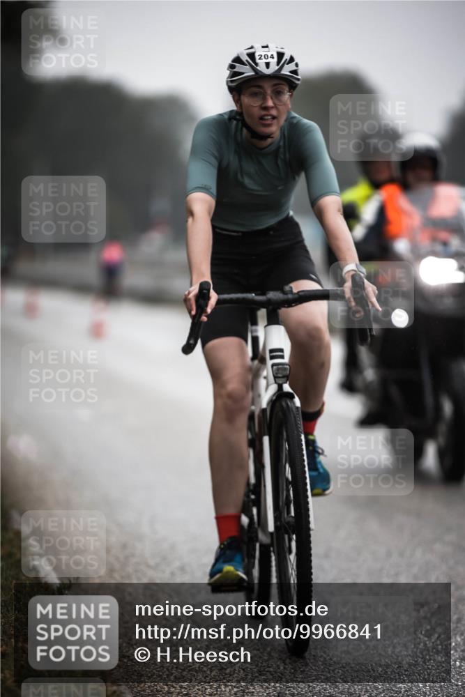 16.08.2026 - KN Förde Triathlon 2026 H.Heesch http://msf.ph/oto/9966841 16.08.2026 09:30:30 Radfahren 110, 113, 179, 204, 219 meine-sportfotos.de
