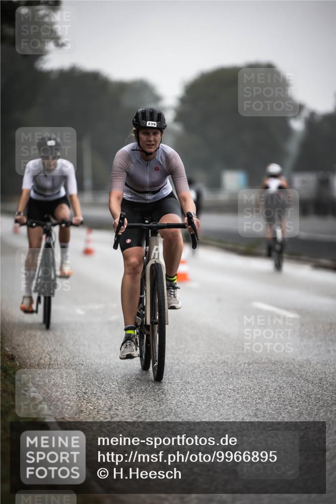 16.08.2026 - KN Förde Triathlon 2026 H.Heesch http://msf.ph/oto/9966895 16.08.2026 09:30:44 Radfahren 160, 194, 202, 239, 248 meine-sportfotos.de