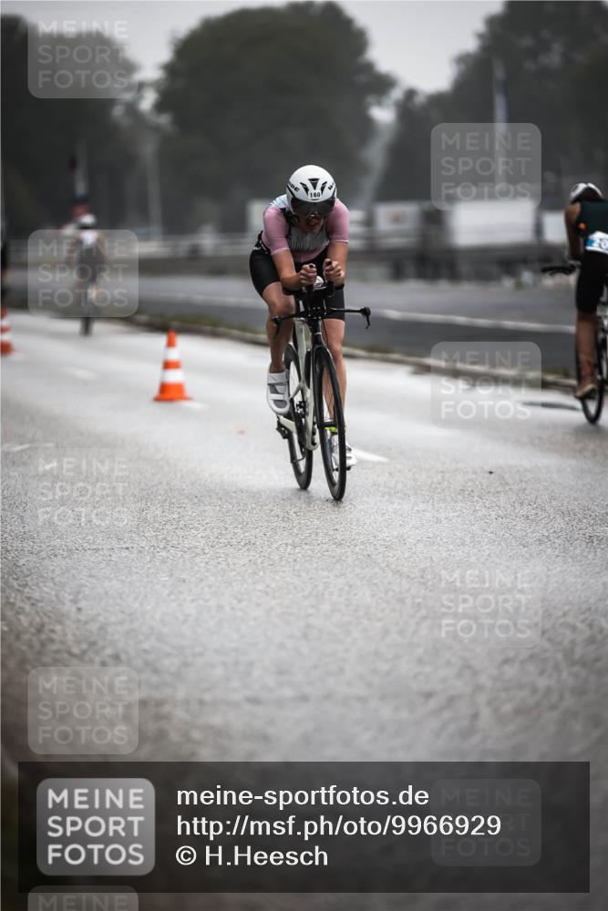16.08.2026 - KN Förde Triathlon 2026 H.Heesch http://msf.ph/oto/9966929 16.08.2026 09:30:48 Radfahren 129, 141, 160, 194, 205, 239, 248 meine-sportfotos.de