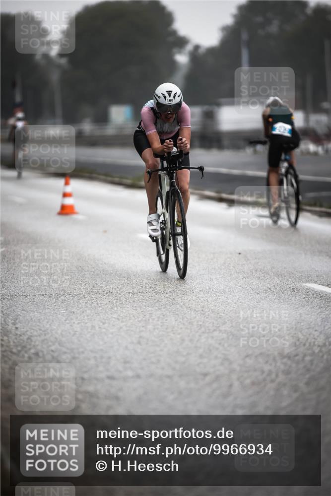 16.08.2026 - KN Förde Triathlon 2026 H.Heesch http://msf.ph/oto/9966934 16.08.2026 09:30:48 Radfahren 129, 141, 160, 194, 205, 239, 248 meine-sportfotos.de