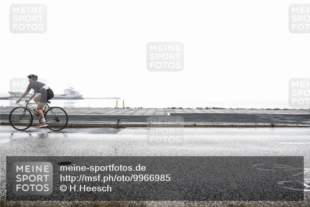 16.08.2026 - KN Förde Triathlon 2026 H.Heesch http://msf.ph/oto/9966985 16.08.2026 09:46:34 Radfahren 109, 198, 202, 216 meine-sportfotos.de