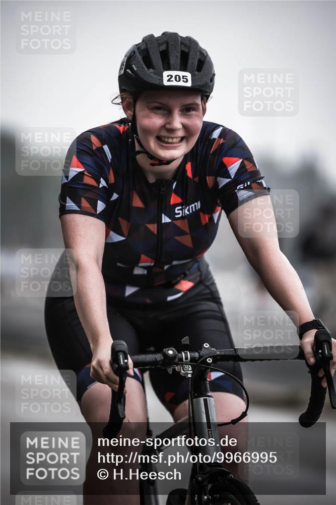 16.08.2026 - KN Förde Triathlon 2026 H.Heesch http://msf.ph/oto/9966995 16.08.2026 09:30:51 Radfahren 129, 141, 149, 160, 205 meine-sportfotos.de