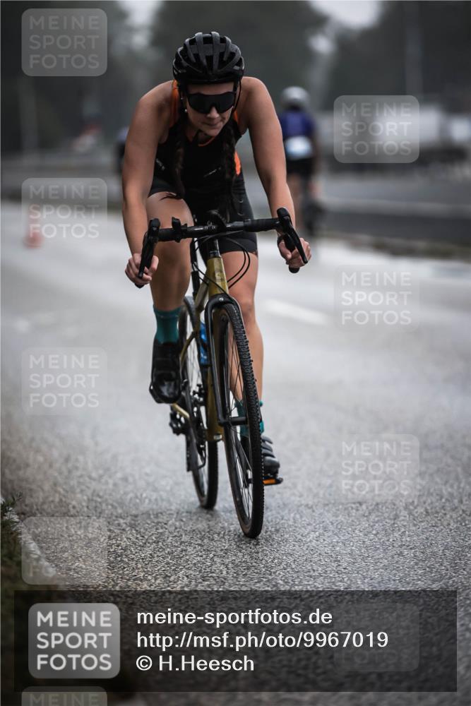 16.08.2026 - KN Förde Triathlon 2026 H.Heesch http://msf.ph/oto/9967019 16.08.2026 09:30:58 Radfahren 122, 130, 149, 214, 223 meine-sportfotos.de