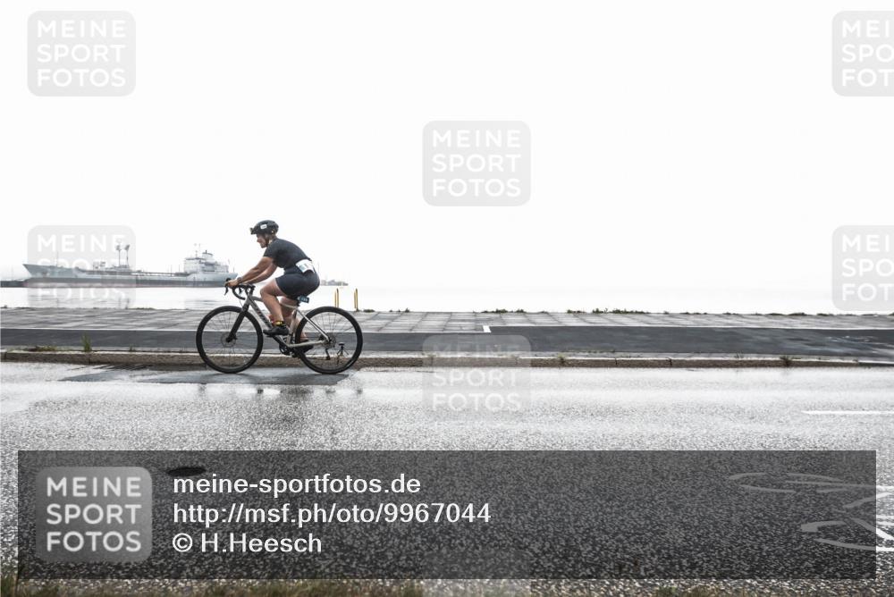 16.08.2026 - KN Förde Triathlon 2026 H.Heesch http://msf.ph/oto/9967044 16.08.2026 09:47:36 Radfahren 146, 174, 261, 266 meine-sportfotos.de