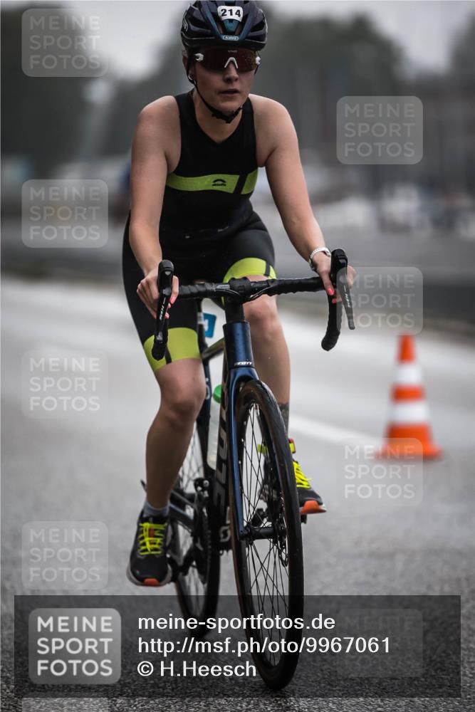 16.08.2026 - KN Förde Triathlon 2026 H.Heesch http://msf.ph/oto/9967061 16.08.2026 09:31:02 Radfahren 117, 130, 214, 223 meine-sportfotos.de