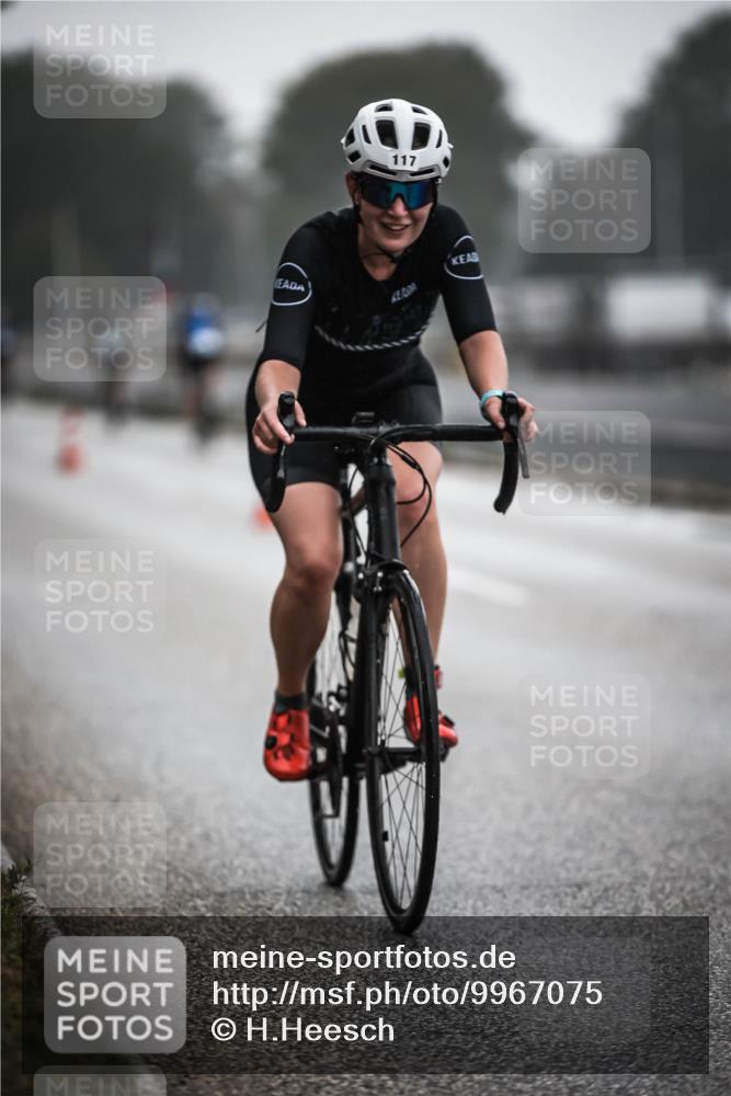 16.08.2026 - KN Förde Triathlon 2026 H.Heesch http://msf.ph/oto/9967075 16.08.2026 09:31:05 Radfahren 117, 130, 214 meine-sportfotos.de