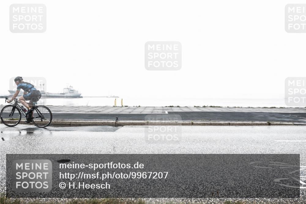 16.08.2026 - KN Förde Triathlon 2026 H.Heesch http://msf.ph/oto/9967207 16.08.2026 09:50:45 Radfahren 126, 152, 211, 228 meine-sportfotos.de