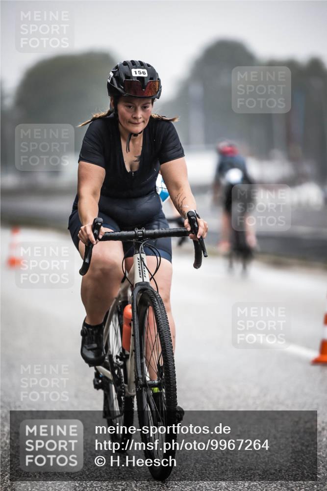 16.08.2026 - KN Förde Triathlon 2026 H.Heesch http://msf.ph/oto/9967264 16.08.2026 09:38:54 Radfahren 122, 128, 138, 156, 171, 181, 186 meine-sportfotos.de