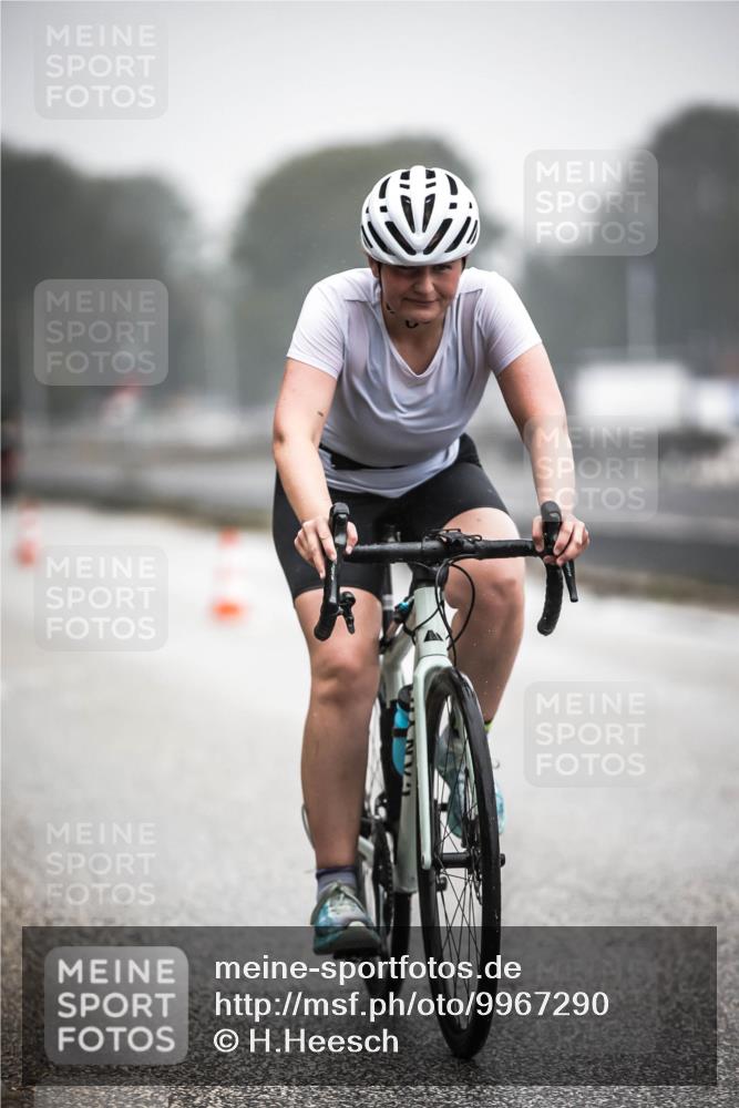 16.08.2026 - KN Förde Triathlon 2026 H.Heesch http://msf.ph/oto/9967290 16.08.2026 09:38:56 Radfahren 122, 128, 138, 156, 171, 174, 186, 211, 259 meine-sportfotos.de
