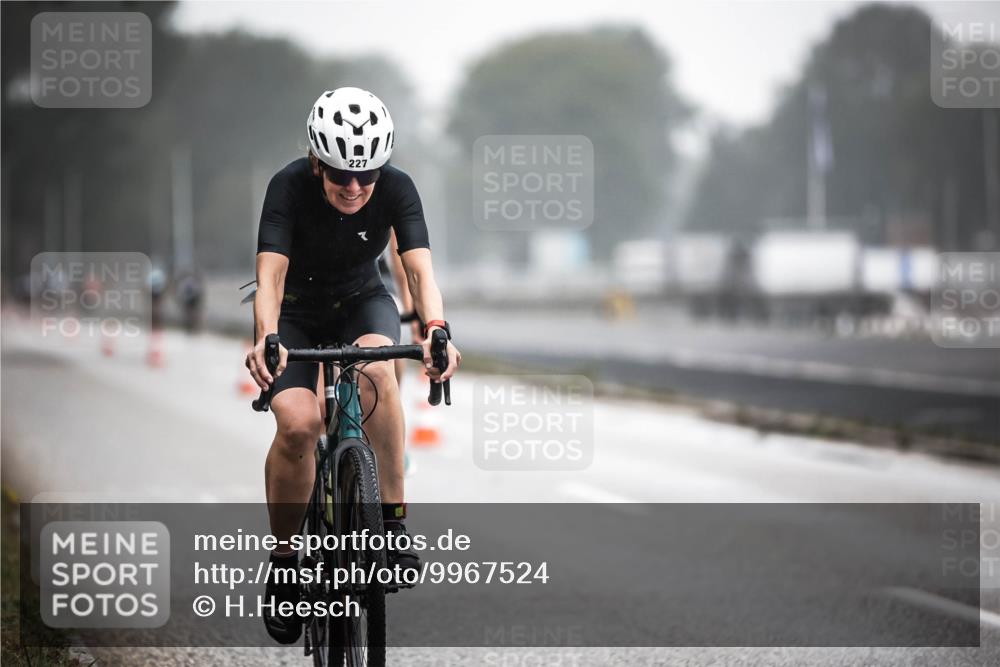 16.08.2026 - KN Förde Triathlon 2026 H.Heesch http://msf.ph/oto/9967524 16.08.2026 09:39:41 Radfahren 119, 227, 242, 253, 537 meine-sportfotos.de