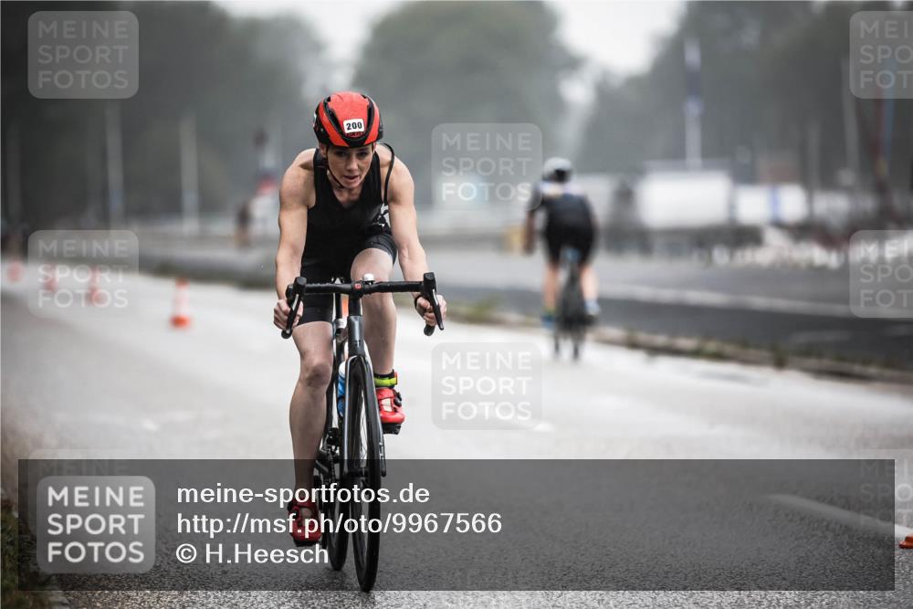 16.08.2026 - KN Förde Triathlon 2026 H.Heesch http://msf.ph/oto/9967566 16.08.2026 09:39:50 Radfahren 167, 200, 217 meine-sportfotos.de