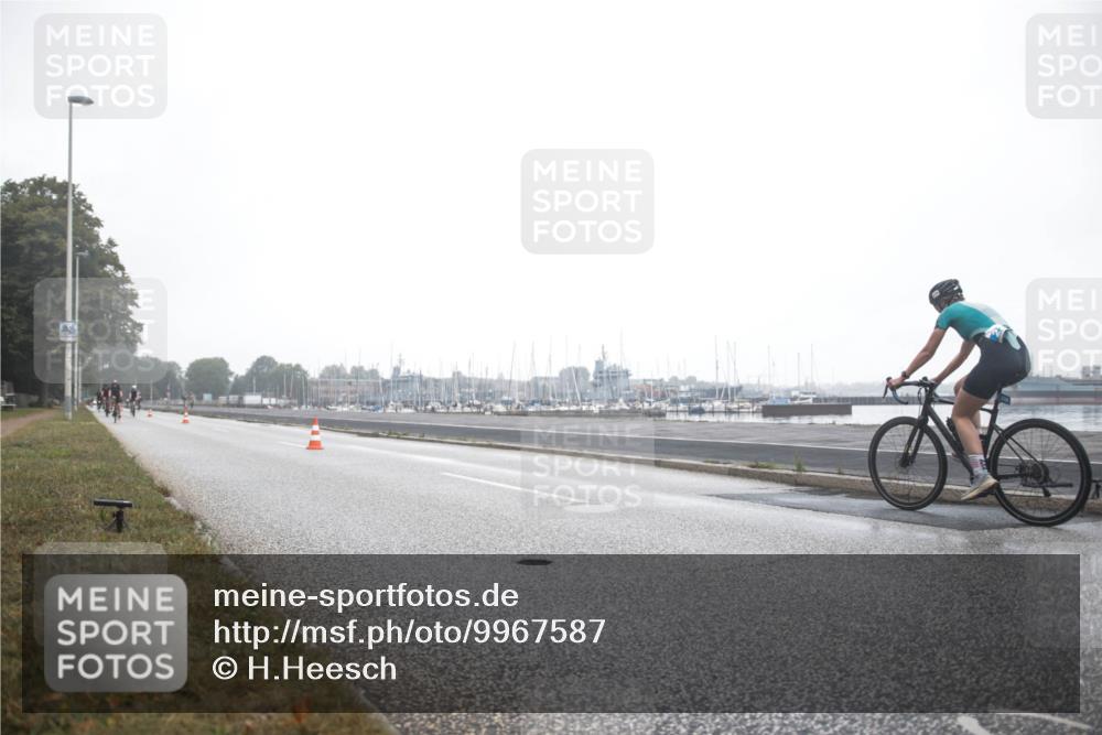 16.08.2026 - KN Förde Triathlon 2026 H.Heesch http://msf.ph/oto/9967587 16.08.2026 09:30:03 Radfahren 126, 176, 203, 211, 230 meine-sportfotos.de