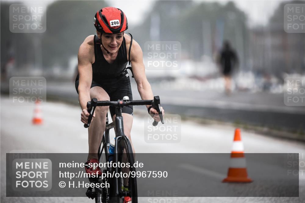16.08.2026 - KN Förde Triathlon 2026 H.Heesch http://msf.ph/oto/9967590 16.08.2026 09:39:50 Radfahren 167, 200, 217 meine-sportfotos.de