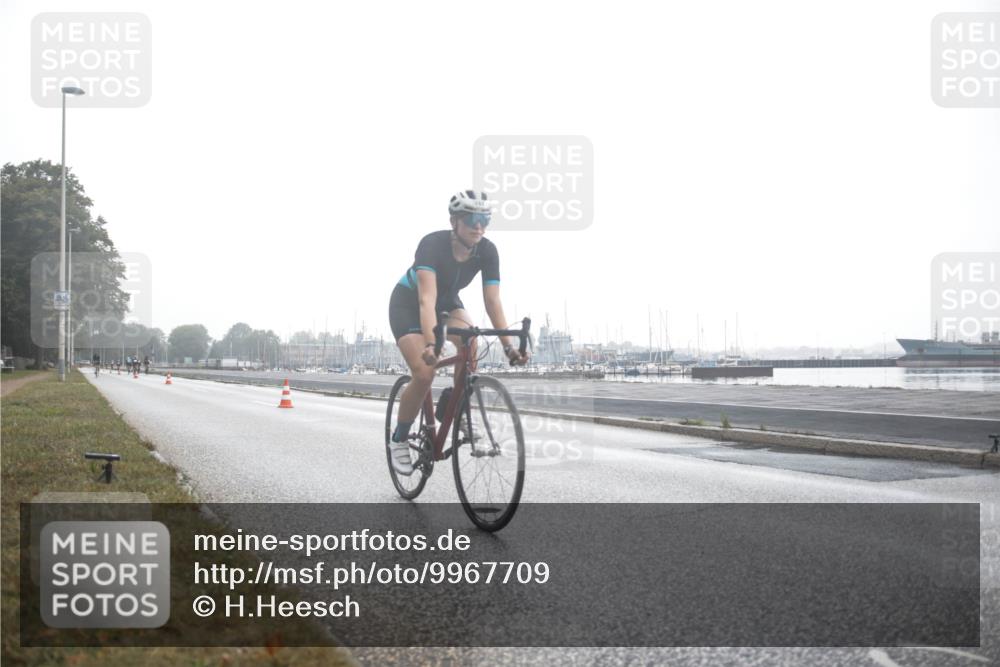 16.08.2026 - KN Förde Triathlon 2026 H.Heesch http://msf.ph/oto/9967709 16.08.2026 09:32:59 Radfahren 107, 159, 235 meine-sportfotos.de