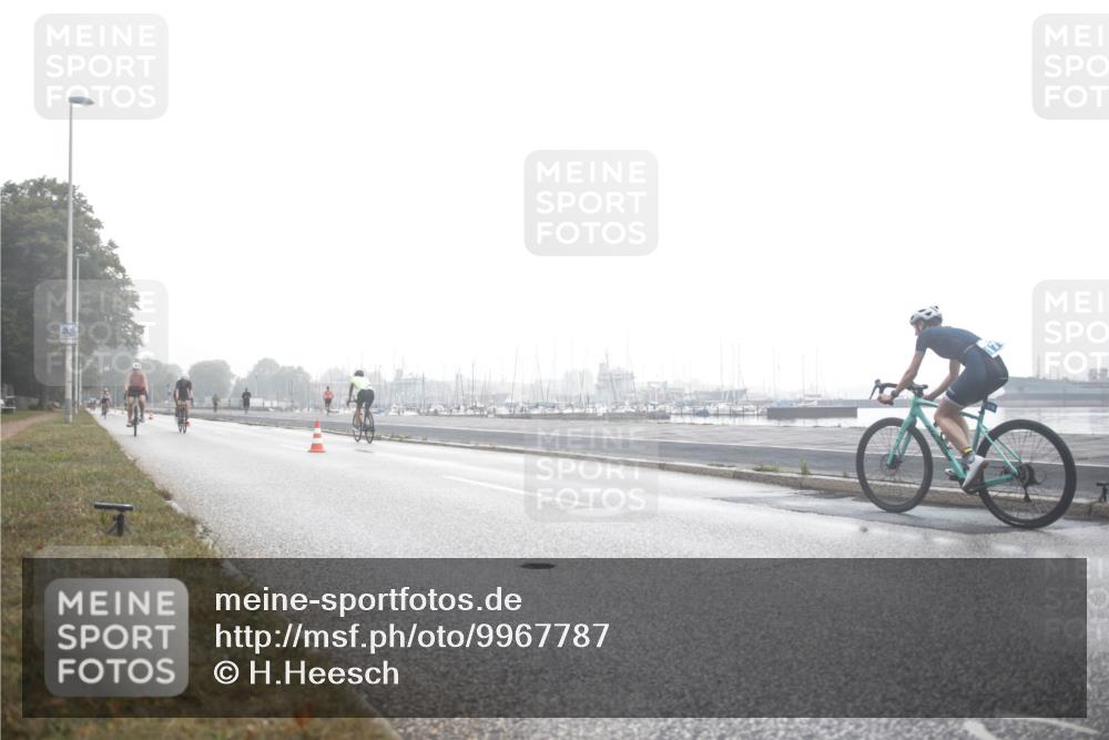 16.08.2026 - KN Förde Triathlon 2026 H.Heesch http://msf.ph/oto/9967787 16.08.2026 09:35:06 Radfahren 147, 262, 266, 805 meine-sportfotos.de