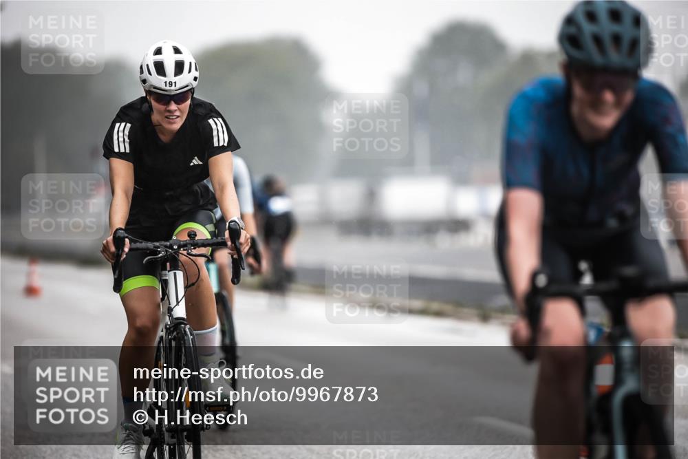16.08.2026 - KN Förde Triathlon 2026 H.Heesch http://msf.ph/oto/9967873 16.08.2026 09:40:26 Radfahren 106, 127, 133, 140, 142, 176, 191 meine-sportfotos.de