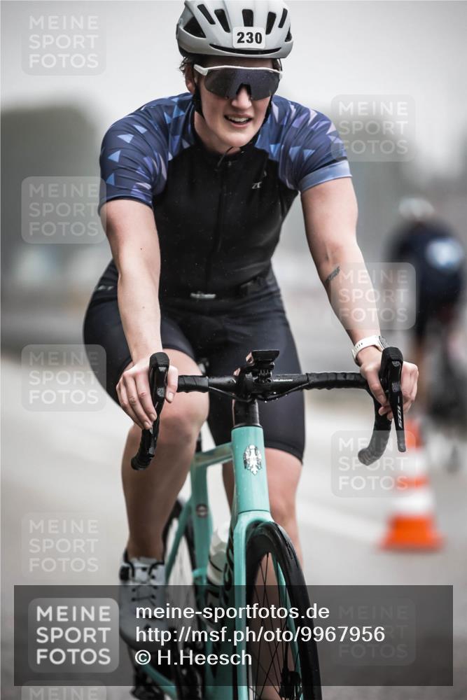 16.08.2026 - KN Förde Triathlon 2026 H.Heesch http://msf.ph/oto/9967956 16.08.2026 09:40:36 Radfahren 163, 199, 201, 230, 232 meine-sportfotos.de