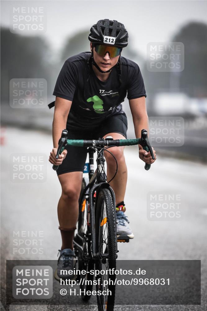 16.08.2026 - KN Förde Triathlon 2026 H.Heesch http://msf.ph/oto/9968031 16.08.2026 09:41:02 Radfahren 152, 212 meine-sportfotos.de