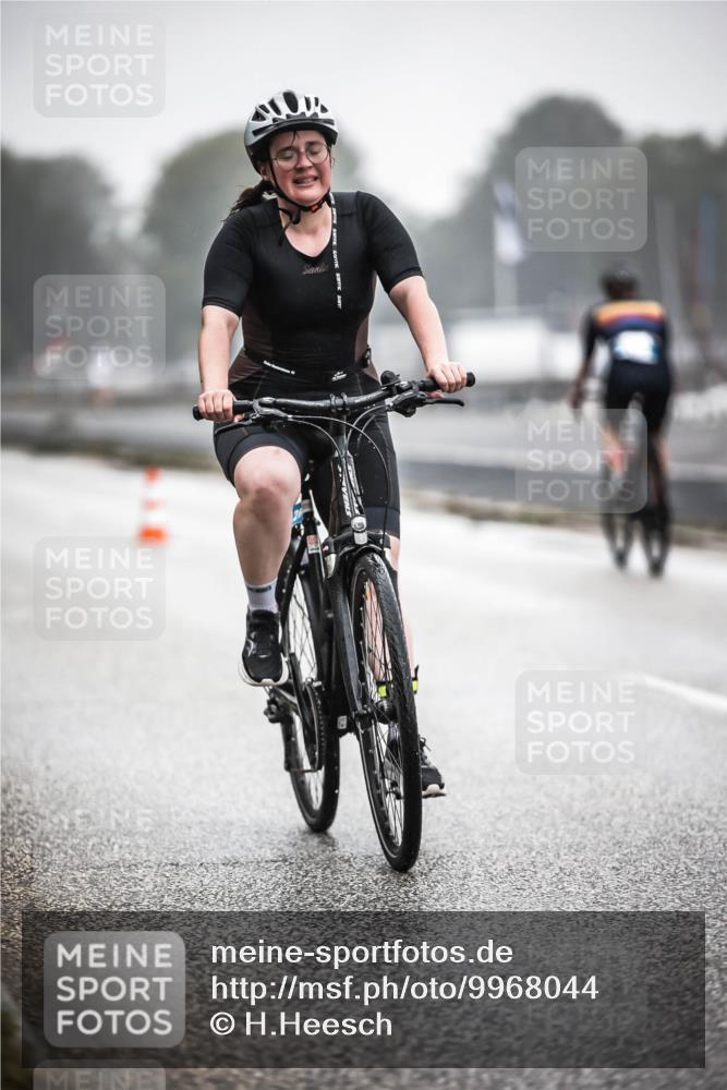 16.08.2026 - KN Förde Triathlon 2026 H.Heesch http://msf.ph/oto/9968044 16.08.2026 09:41:16 Radfahren 149, 205, 233, 234, 240, 264 meine-sportfotos.de