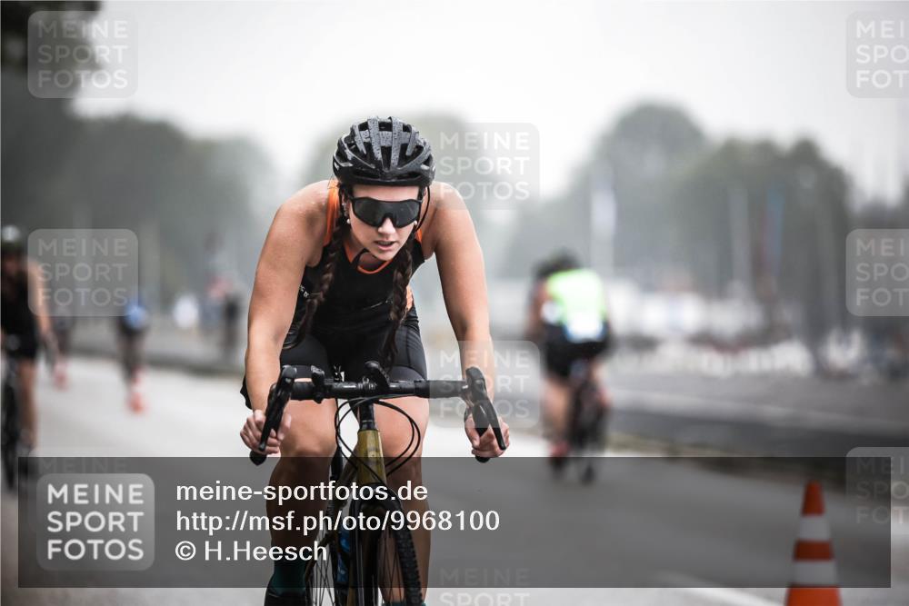 16.08.2026 - KN Förde Triathlon 2026 H.Heesch http://msf.ph/oto/9968100 16.08.2026 09:41:28 Radfahren 122, 132, 137, 235, 256 meine-sportfotos.de